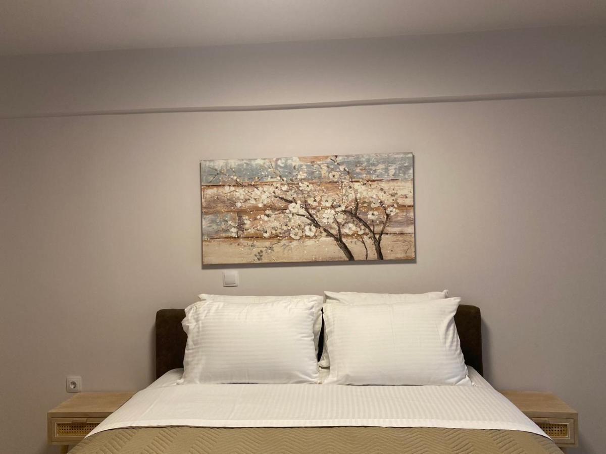 Orama Rooms 2 Каламата Екстер'єр фото