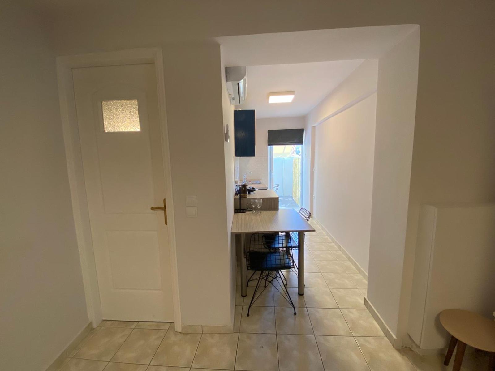 Orama Rooms 2 Каламата Екстер'єр фото